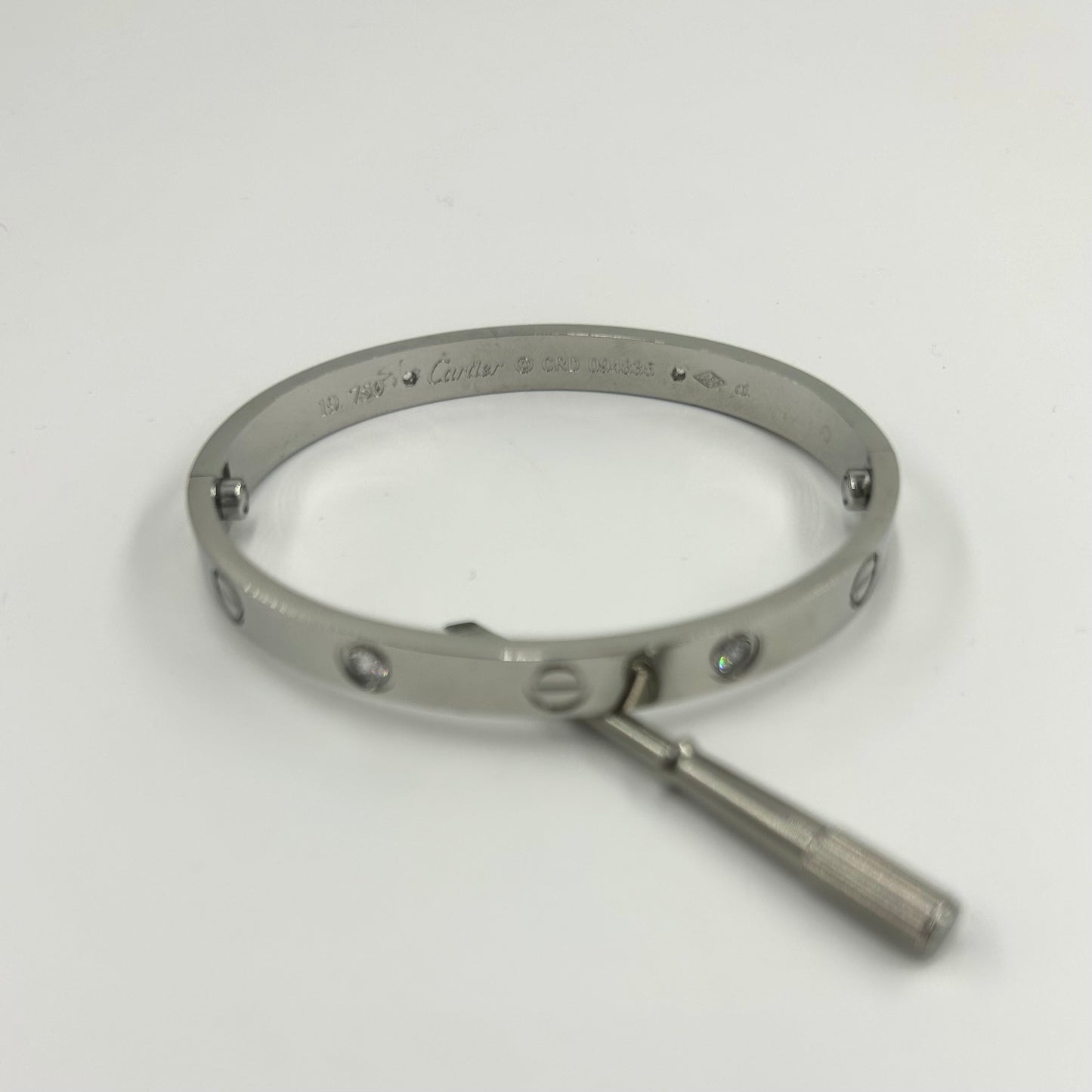 VIP Laila bangle with screwdriver