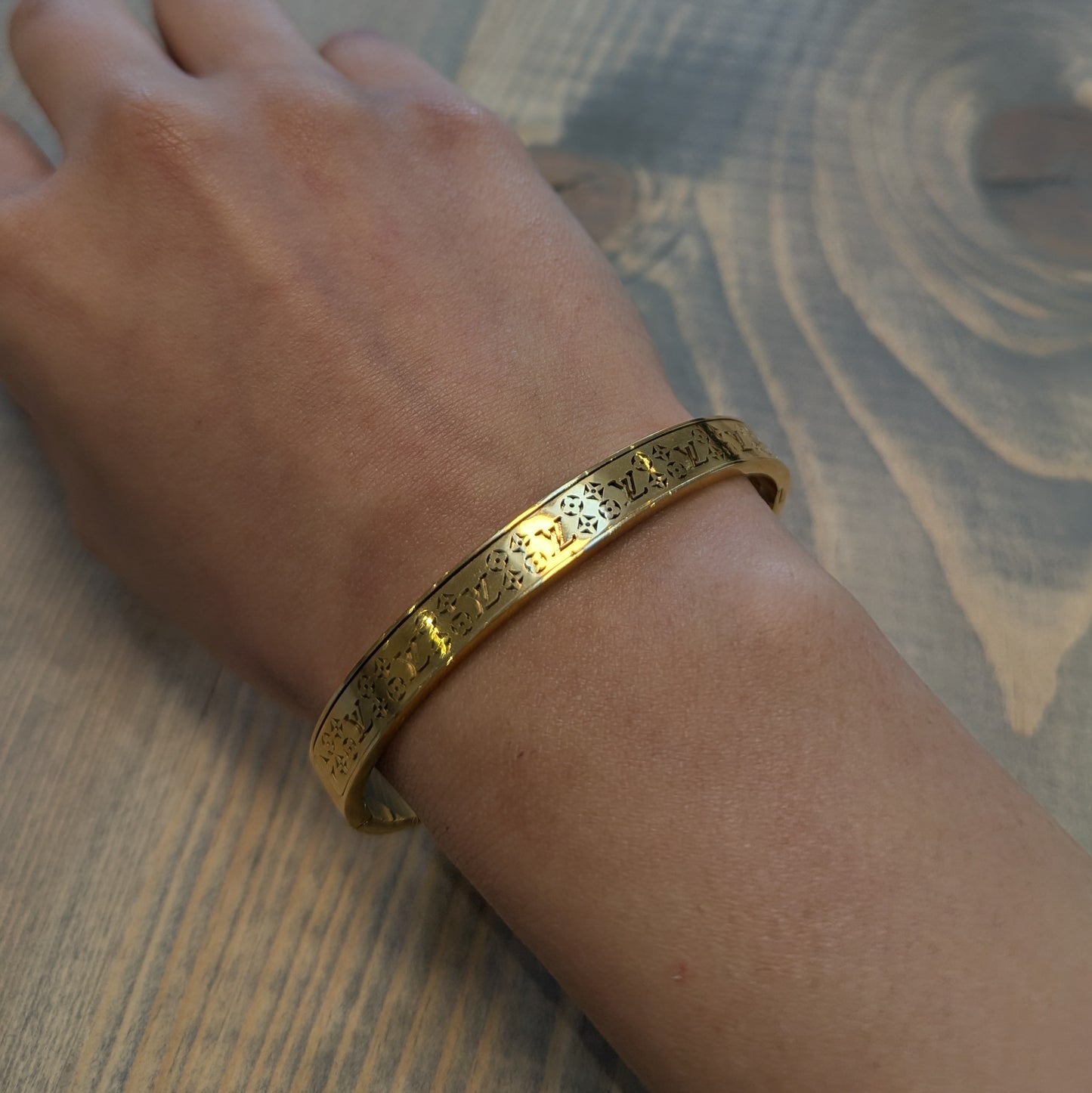 Latifa bangle