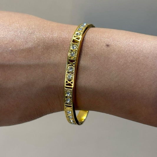 Regal bangle - 18k Gold plated