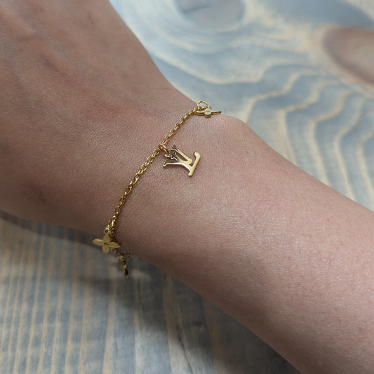 Lilly bracelet